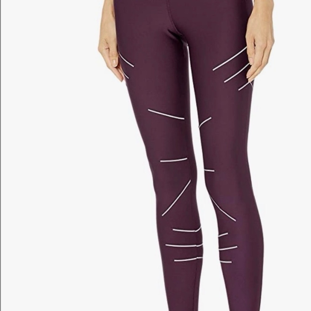 ALO Yoga sequence glow in the dark Plum Leggings - Picture 1 of 6
